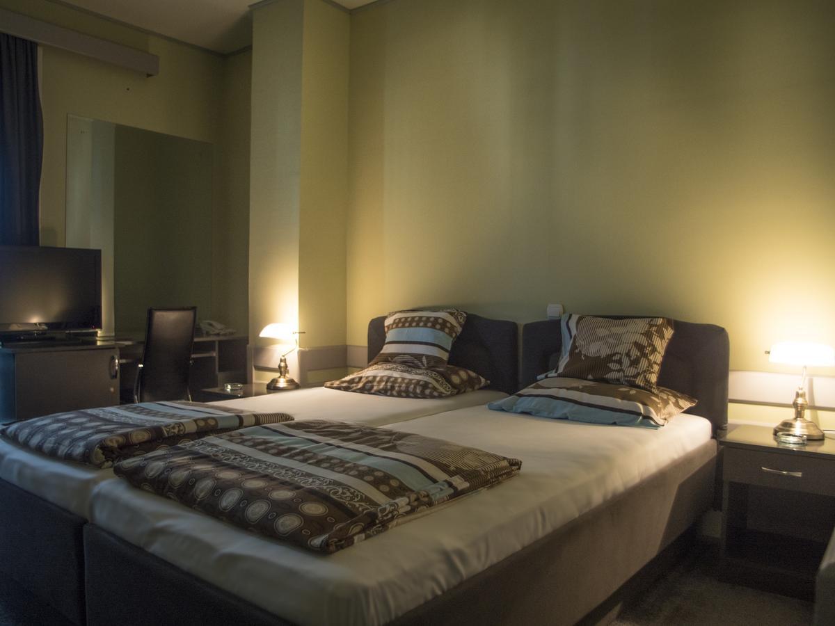 Hotel Vidikovac Nis Ngoại thất bức ảnh