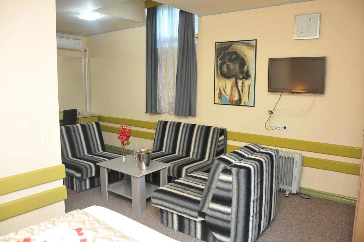 Hotel Vidikovac Nis Ngoại thất bức ảnh